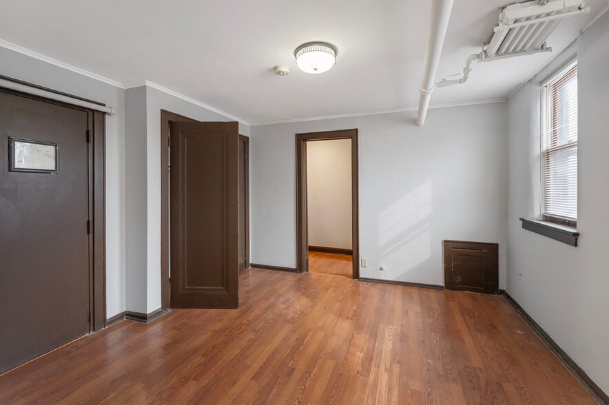 More Photos Of 487 Grand Ave, Saint Paul Apartments For Sale