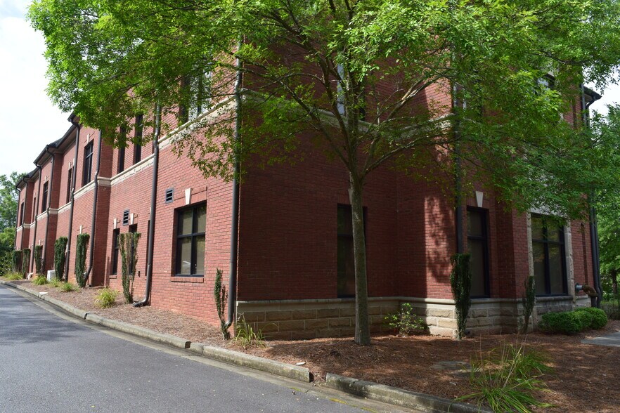 More Photos Of 10475 Medlock Bridge Rd, Johns Creek Medical For Sale