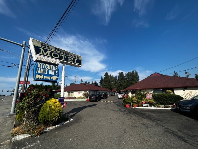 More Photos Of 23905 Highway 99, Edmonds Hotel For Sale