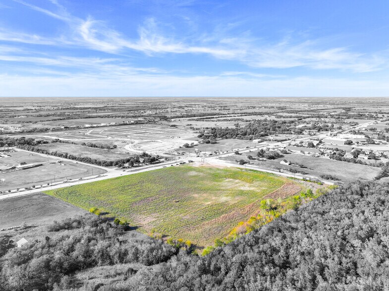 More Photos Of Preston Rd & CR-94, Celina Office For Sale