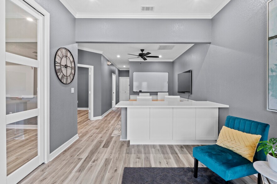 More Photos Of 3000 Joe Dimaggio Blvd, Round Rock Medical For Sale