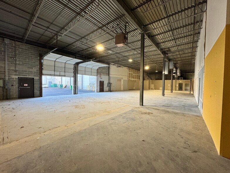 More Photos Of 101 Colin Dr, Holbrook Manufacturing For Lease