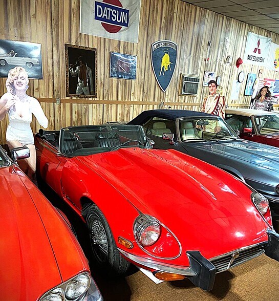 More Photos Of , Toledo General Retail For Sale