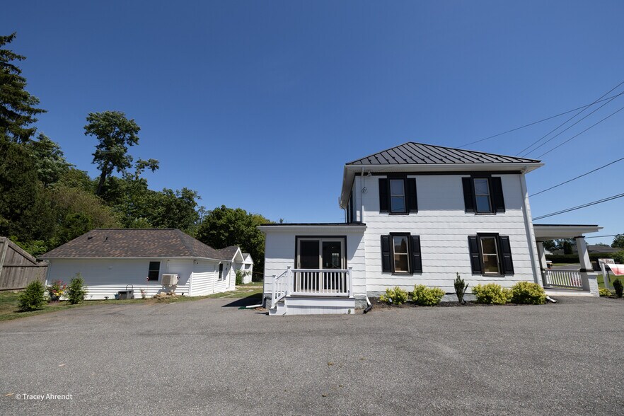 More Photos Of 3511 Main st, Morgantown Storefront Retail Residential For Sale