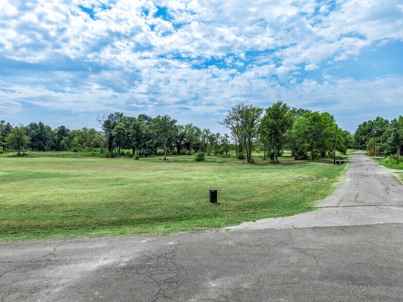 More Photos Of 0 Frank St, Terrell Land For Sale