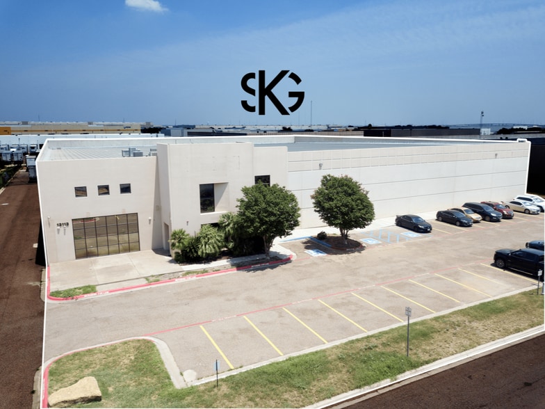 More Photos Of 13113 Spivey Dr, Laredo Warehouse For Sale