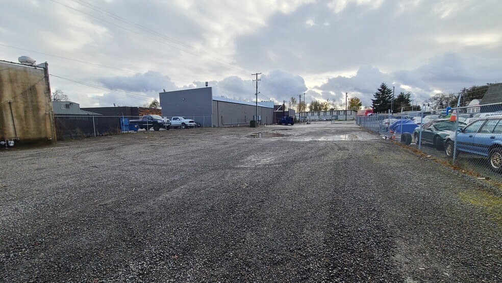 More Photos Of 1725 Silverton Rd NE, Salem Land For Lease