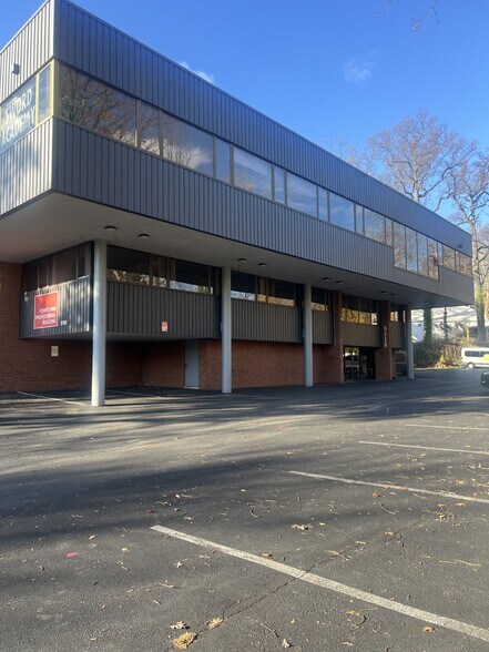More Photos Of 8118 Old York Rd, Elkins Park Medical For Lease