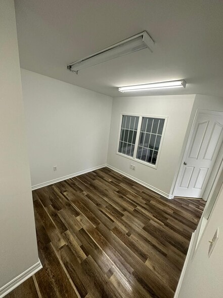 More Photos Of 42 Antares Dr, Ottawa Showroom For Lease