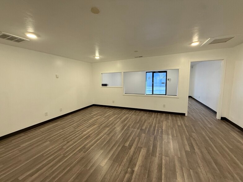 More Photos Of 229 W Harris Ave, Salt Lake City Unknown For Lease