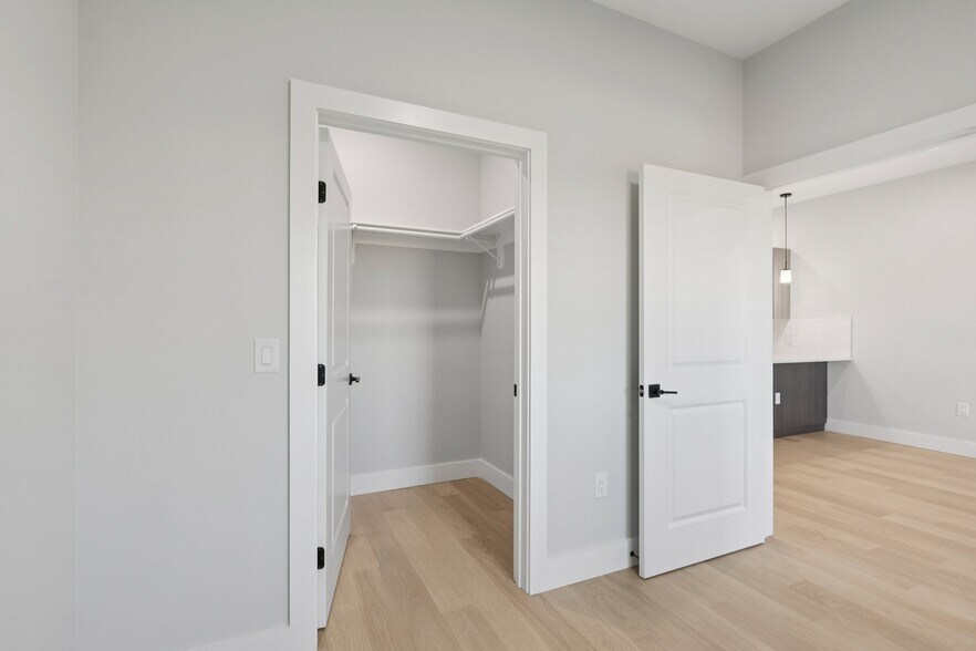 More Photos Of 34-40 Hudson St, Newark Apartments For Lease