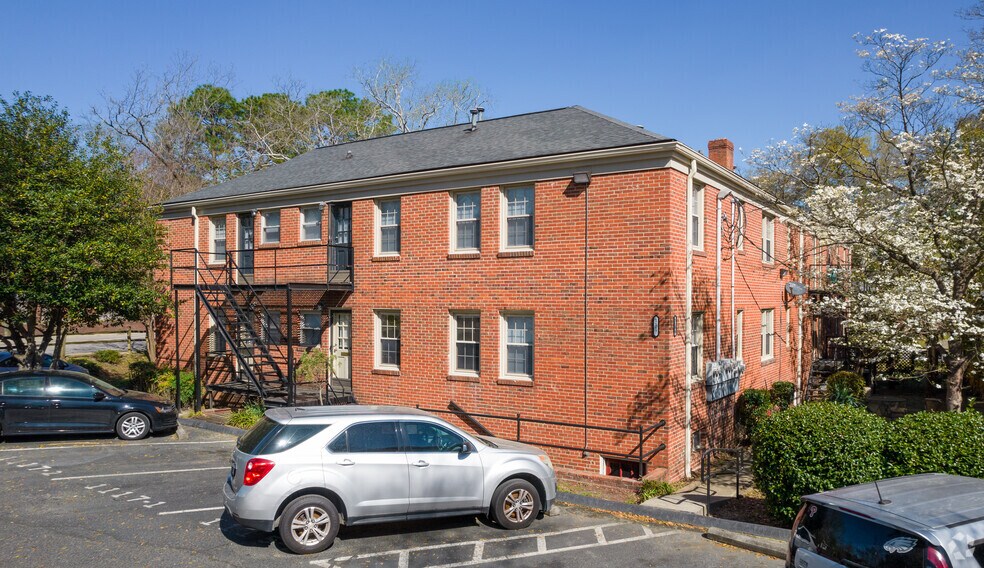 More Photos Of 1107-1117 W Rowan St, Fayetteville Apartments For Sale