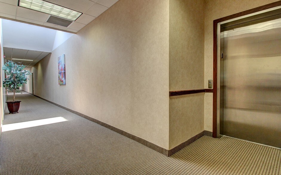 More Photos Of 2 Ivy Brook Rd, Shelton Medical For Lease