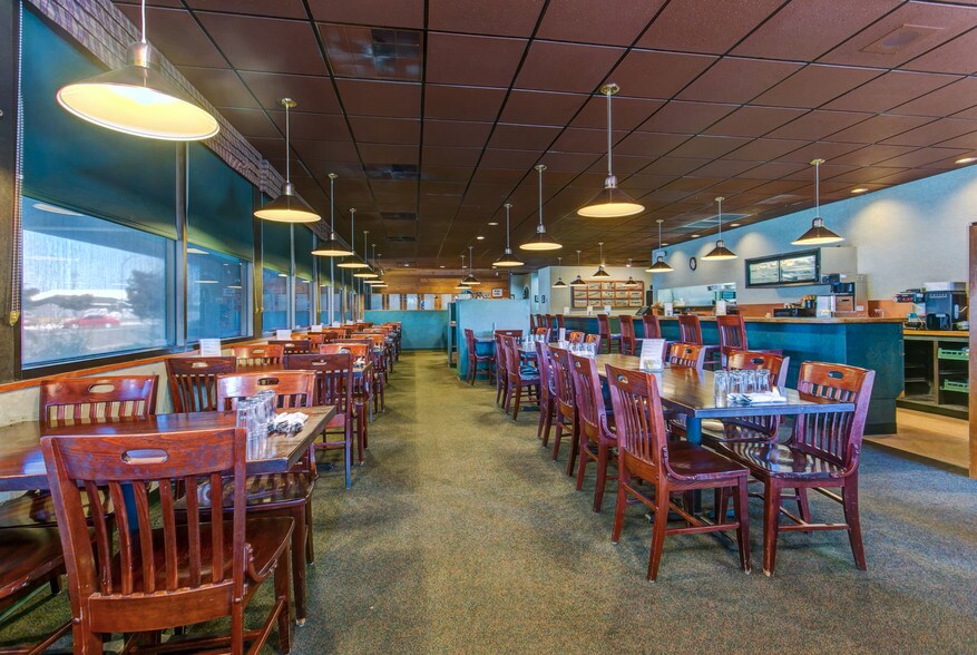 More Photos Of 710 S Columbia Ave, Connell Restaurant For Sale