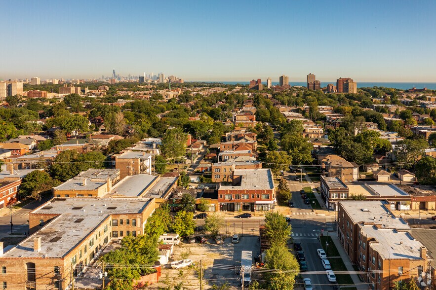 More Photos Of 7450 S Luella Ave, Chicago Apartments For Lease