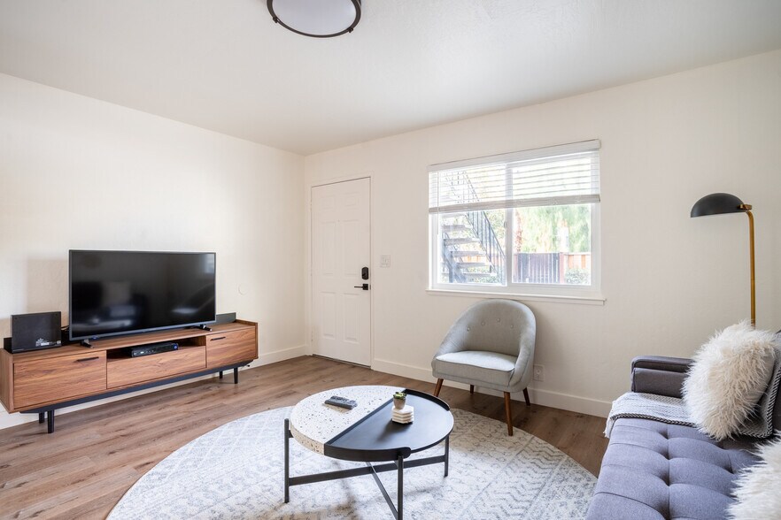 More Photos Of 128 E Reed St, San Jose Apartments For Sale