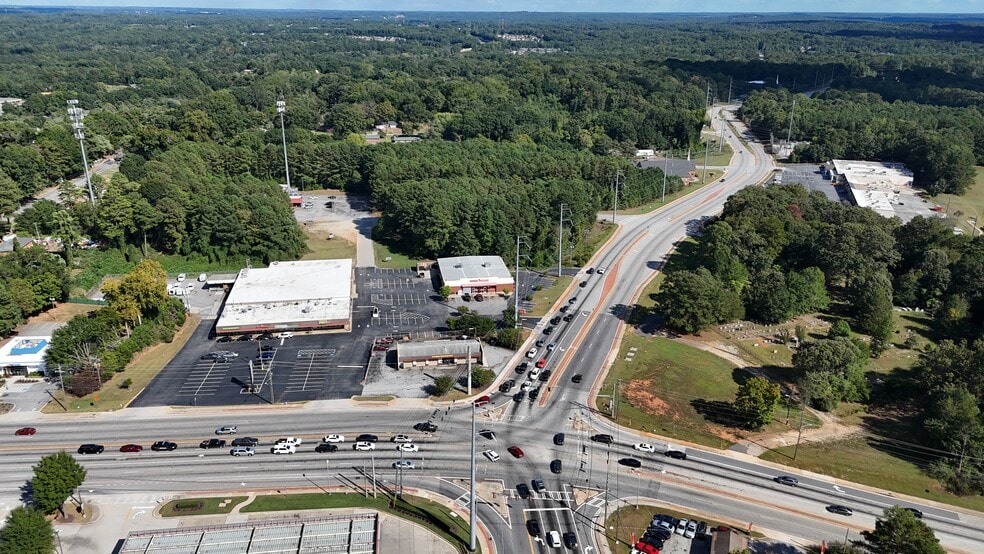 More Photos Of 2500 Snapfinger Rd, Decatur Freestanding For Lease