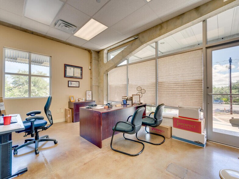 More Photos Of 1815 S Highway 183, Leander Office For Sale