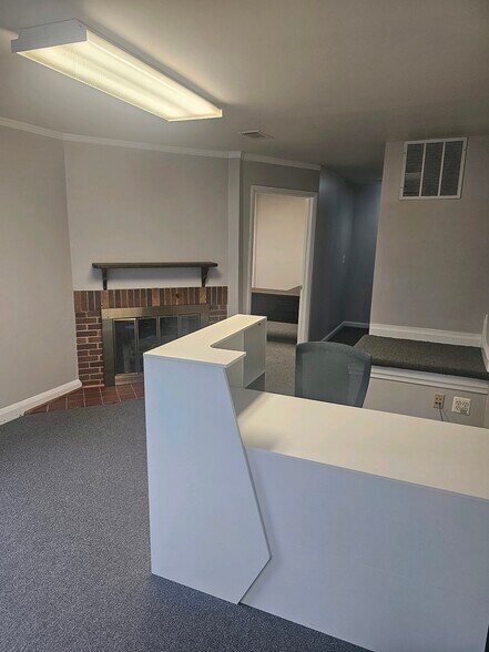 More Photos Of 7100 German Hill Rd, Baltimore Office For Lease