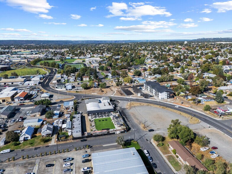 More Photos Of 1651 E North Foothills Dr, Spokane Apartments For Sale