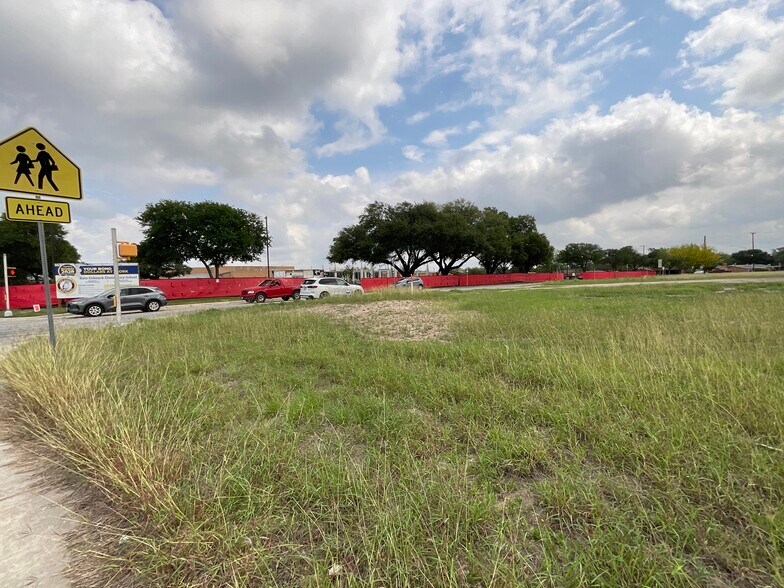 More Photos Of 6703 Enfield st, San Antonio Land For Sale