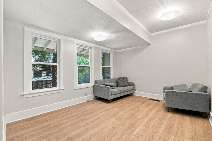 More Photos Of 1361 Esplanade Rd, Chico Office For Sale
