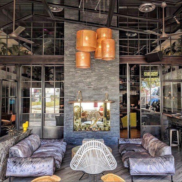 More Photos Of 150 NW 24th St, Miami Restaurant For Lease