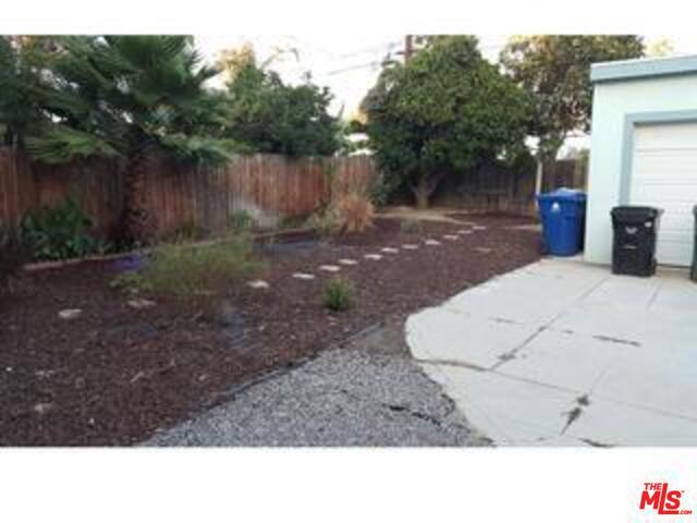 More Photos Of 1212 S Tremaine Ave, Los Angeles Apartments For Sale