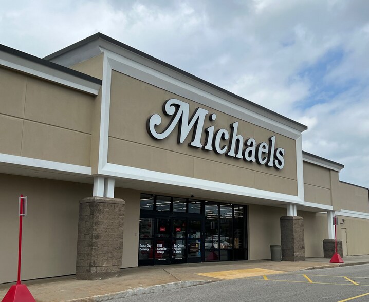 More Photos Of 24055-24295 Chagrin Blvd, Beachwood Unknown For Sale