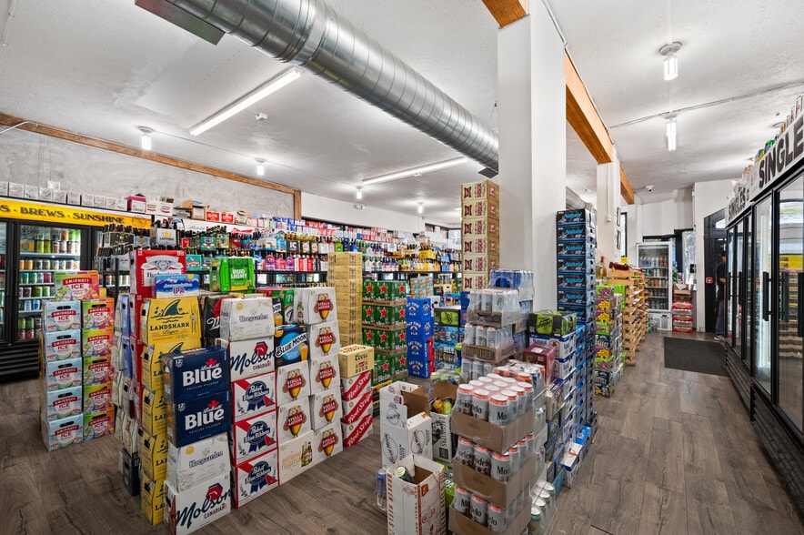 More Photos Of 200-208 E Eighth Ave, Munhall Freestanding For Sale