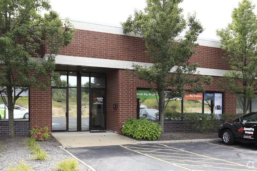 More Photos Of 26851 Miles Rd, Warrensville Heights Flex For Lease