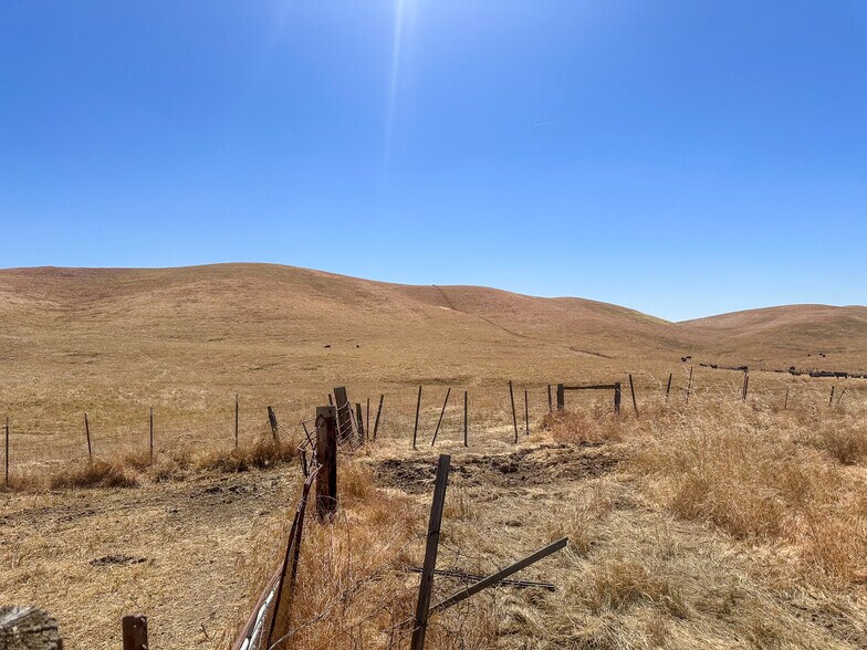 More Photos Of 320.00 +/- Acres of Grazing Land, Mc Farland Land For Sale