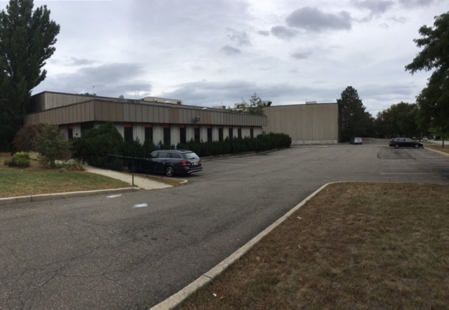 More Photos Of 133 Bauer Dr, Oakland Warehouse For Sale