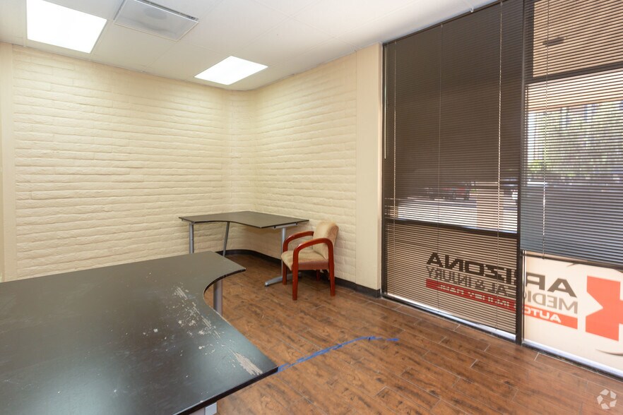 More Photos Of 5062 N 19th Ave, Phoenix Medical For Sale