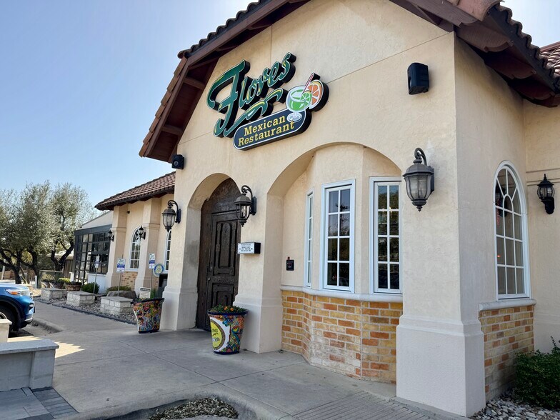 More Photos Of 2440 E Highway 290, Dripping Springs Office For Lease