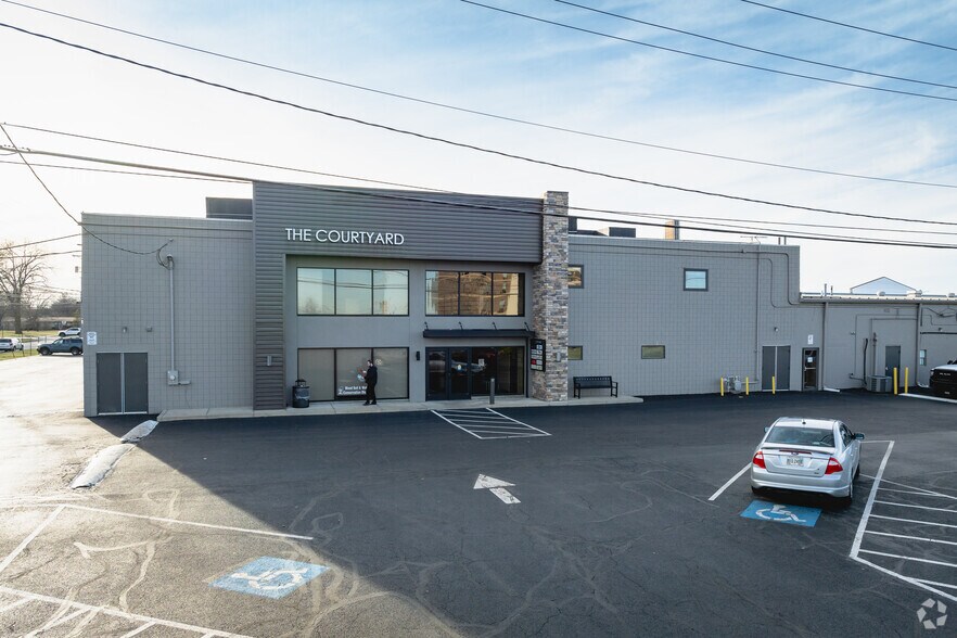 More Photos Of 1616 E Wooster St, Bowling Green Freestanding For Lease