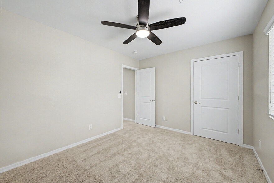More Photos Of , Phoenix Multifamily For Sale