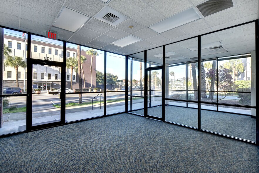 More Photos Of 808 Gloucester St, Brunswick Office For Sale