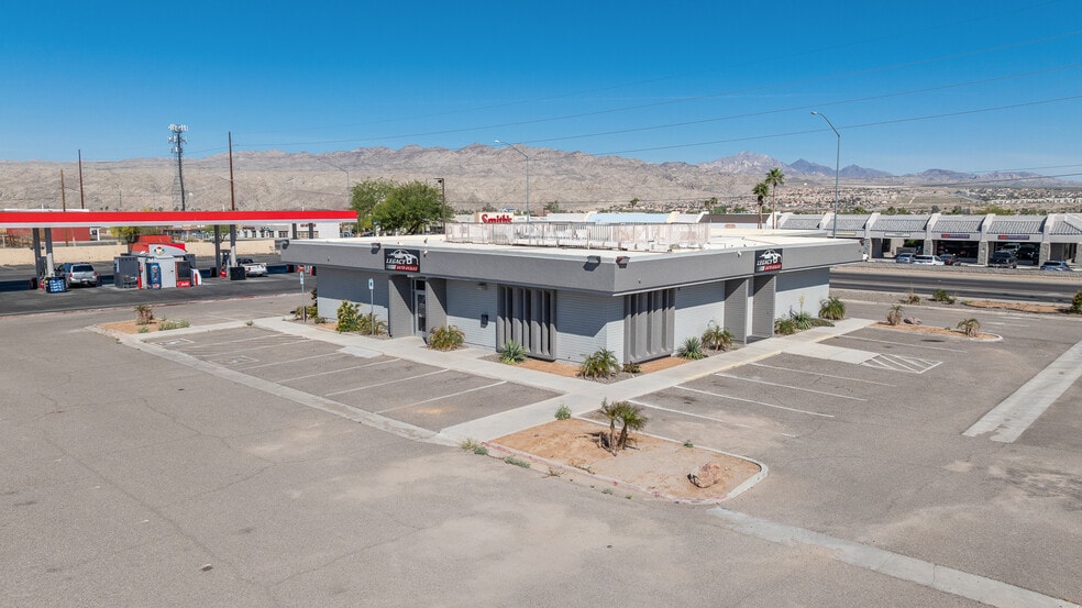 More Photos Of 1755 E Lakeside Dr, Bullhead City Bank For Sale