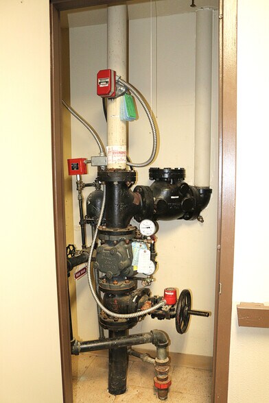 More Photos Of 202 W 3rd St, Hale Center Skilled Nursing Facility For Sale