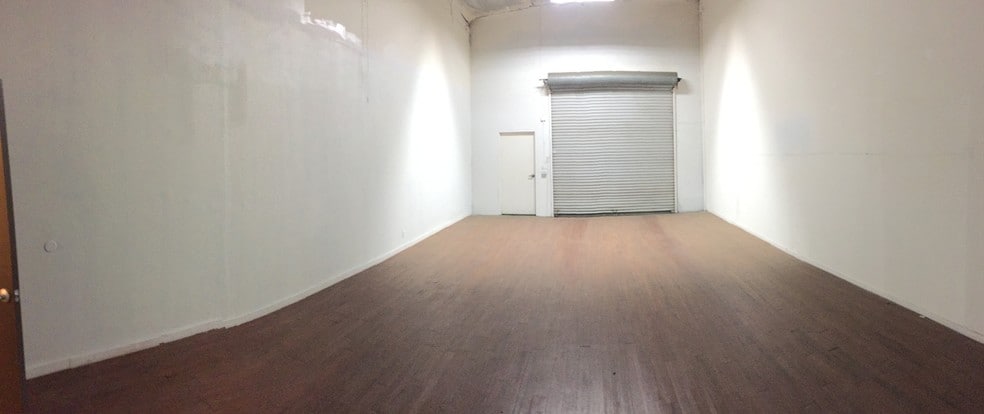 More Photos Of 7505 Jurupa Ave, Riverside Light Manufacturing For Lease