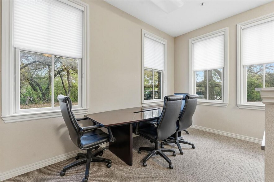 More Photos Of 5900 Southwest Pky, Austin Medical For Sale