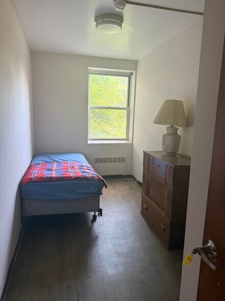 More Photos Of 53 Coe St, Woonsocket Shelter For Sale