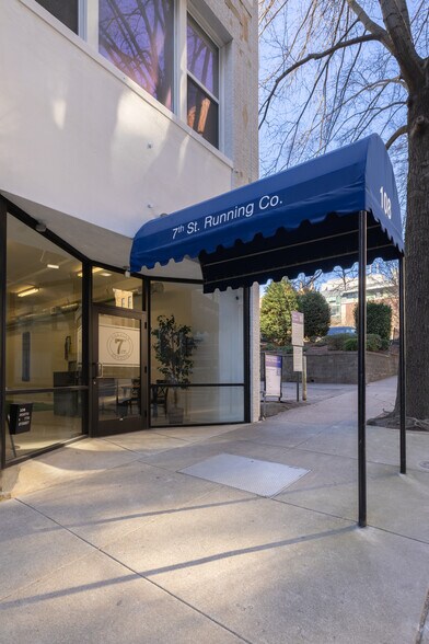 More Photos Of 108 N 7th St, Richmond Storefront Retail Residential For Lease
