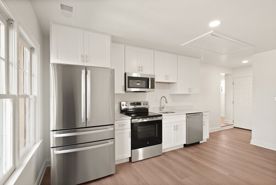 More Photos Of 4618 College Ave, College Park Multifamily For Sale