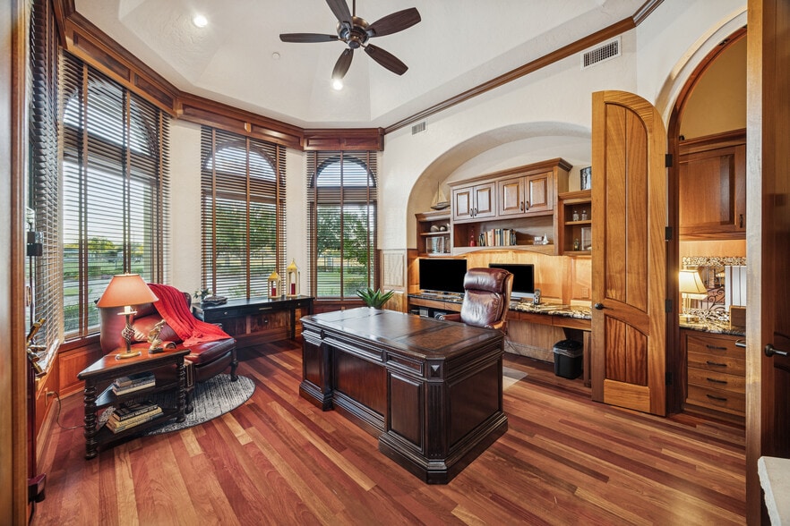 More Photos Of 21538 Mueschke Rd, Tomball Lodge Meeting Hall For Sale