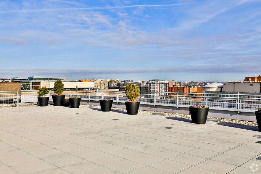 More Photos Of 20 F St NW, Washington Office For Lease