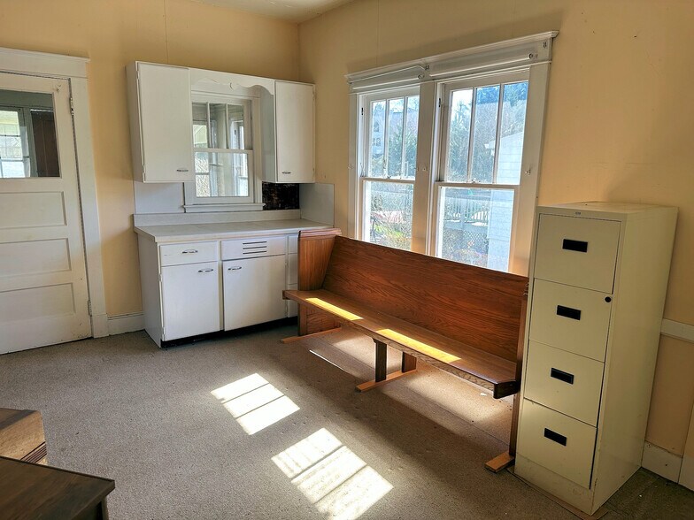 More Photos Of 26121 Frederick Rd, Clarksburg Specialty For Sale