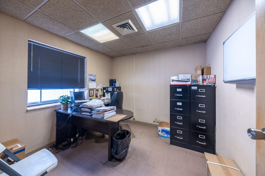 More Photos Of 714 Braddock View Dr, Mount Braddock Warehouse For Lease