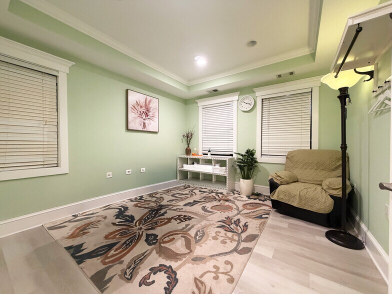 More Photos Of 8937 Shady Grove Ct, Gaithersburg Medical For Sale